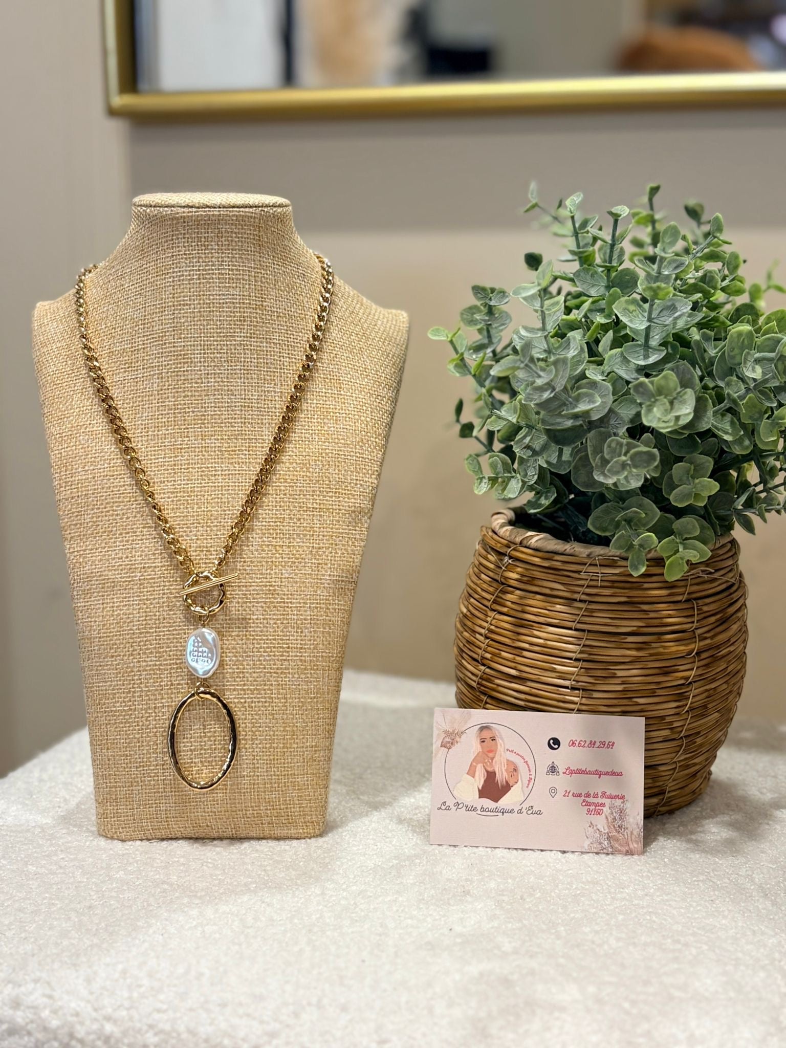 Collier long doré  Louisa - La Petite Boutique d'Eva