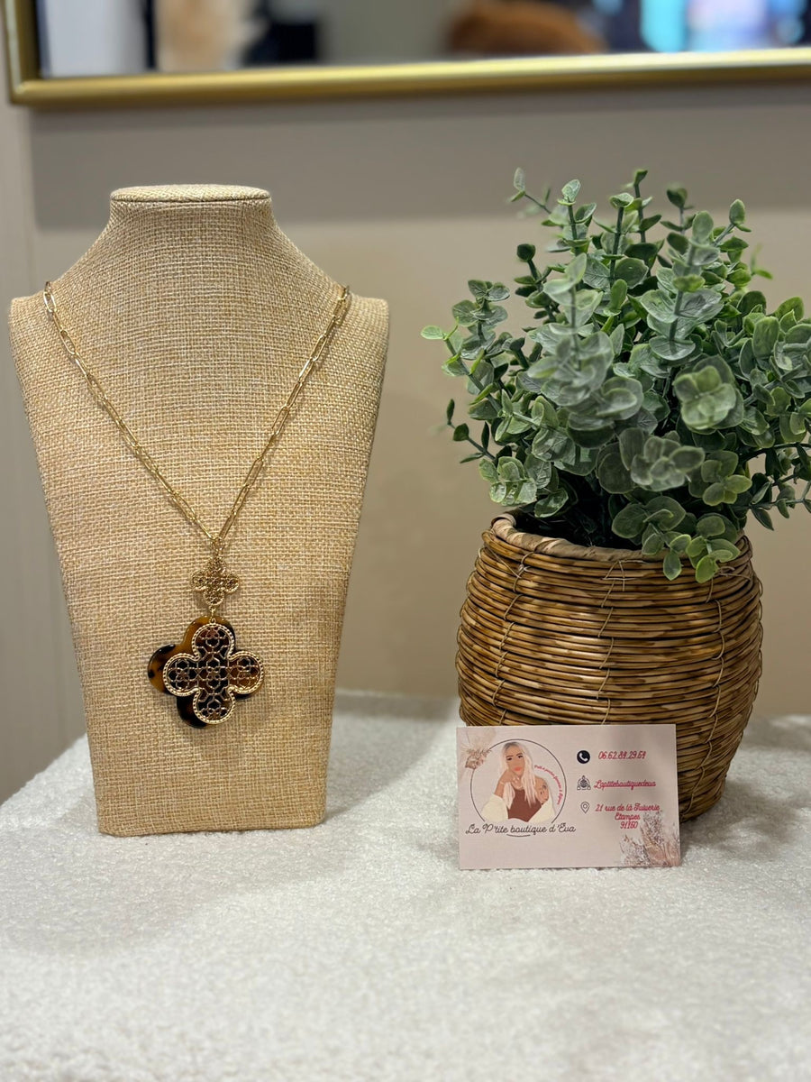 Collier doré  fleur - La Petite Boutique d'Eva