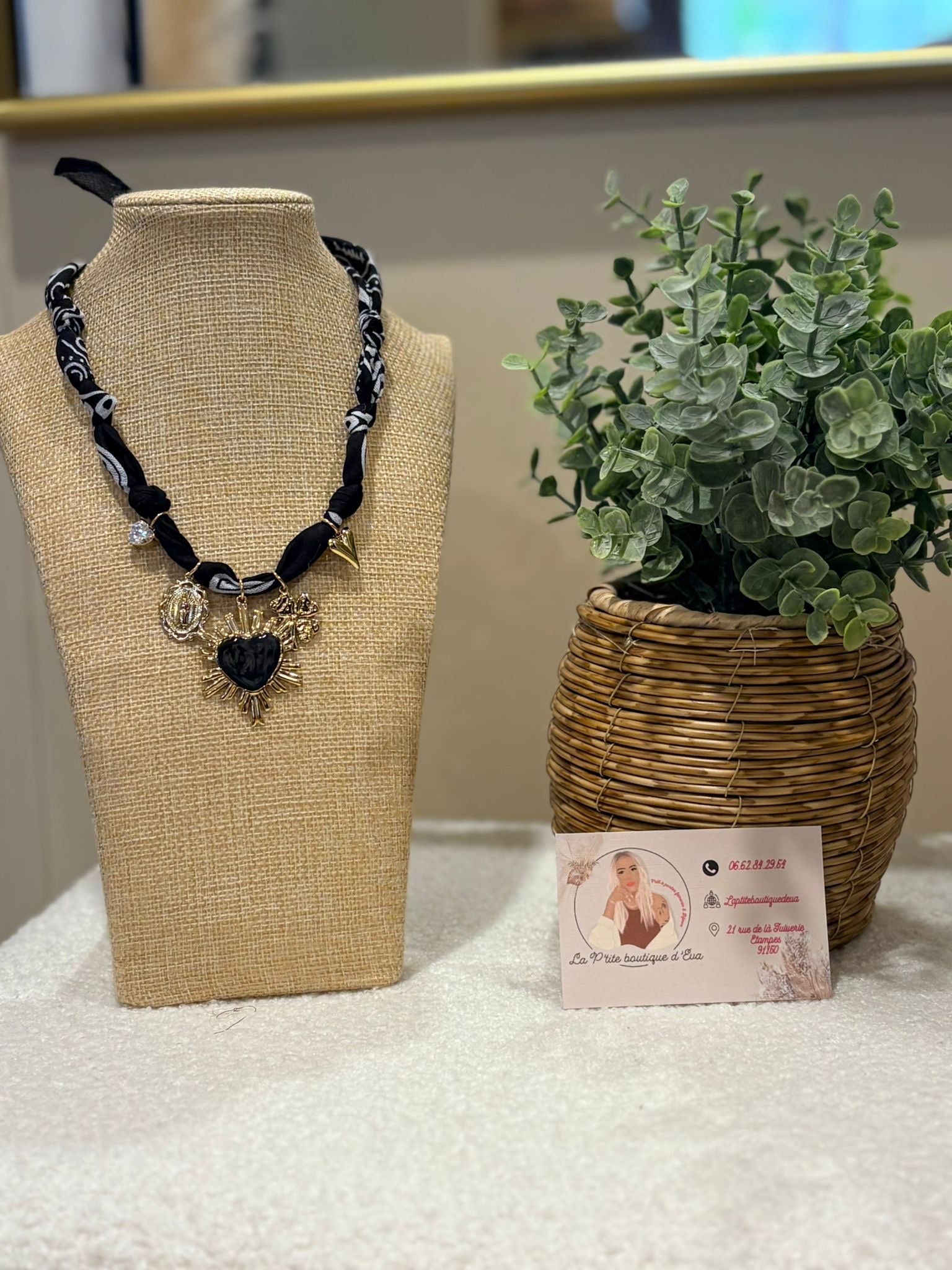 Collier bandana  coeur - La Petite Boutique d'Eva